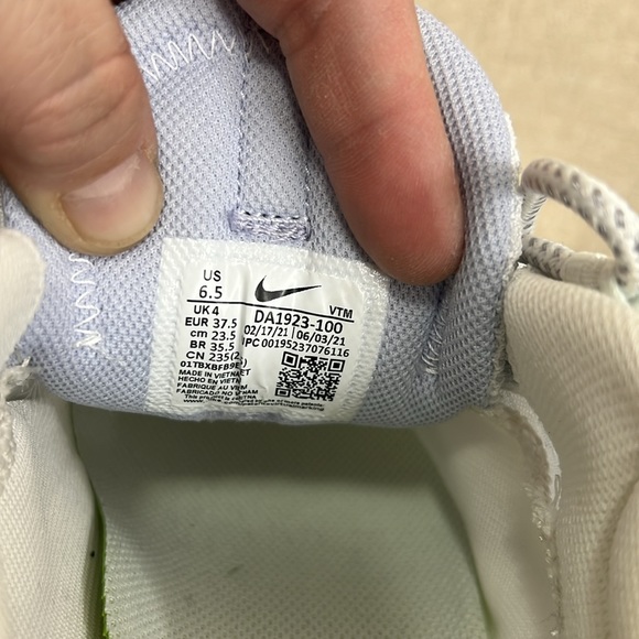 WOMEN’S NIKE AIR MAX 2021 SIZE 6.5 BRAND NEW IN BOX!! NEVER BEEN WORN! ❤️ - Picture 10 of 13